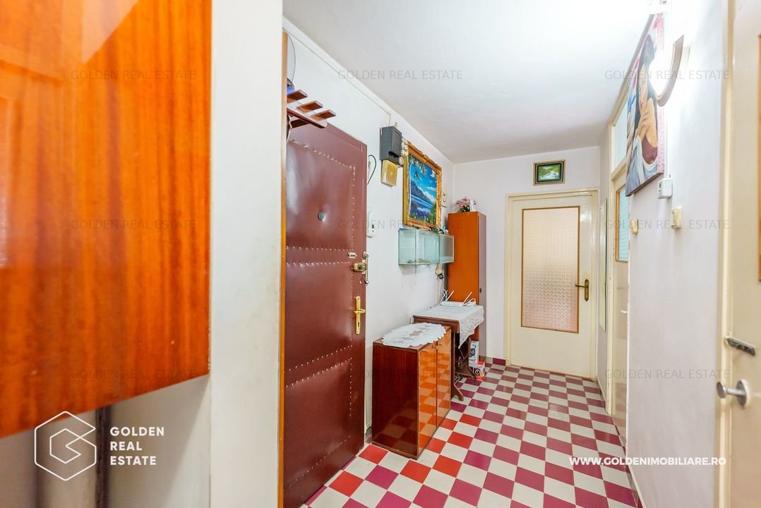 Apartament 2 camere, zona Vlaicu - Lebada, decomandat - imaginea 12
