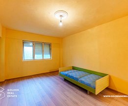 Apartament de vânzare 3 camere, în Lipova, zona Central