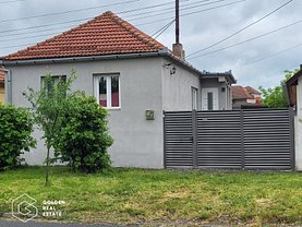 Casa de vânzare 3 camere, în Lipova, zona Central