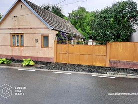 Casa de vânzare 2 camere, în Lipova, zona Central