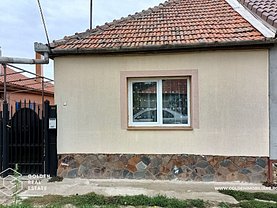Casa de vânzare 3 camere, în Fântânele