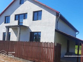 Casa 4 camere în Sebis, Central