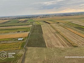 Teren agricol de vânzare în Livada