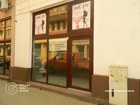 Închiriere spaţiu comercial