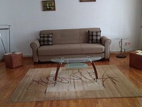 Apartament de închiriat 2 camere, în Piatra-Neamt, zona Central