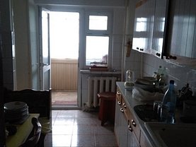 Apartament de vânzare 2 camere în Piatra-Neamt, Central