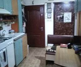 Apartament de vânzare 3 camere, în Piatra-Neamţ, zona Mărăţei