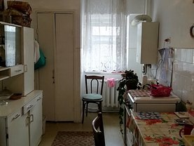 Apartament de vânzare 2 camere în Piatra-Neamt, Central