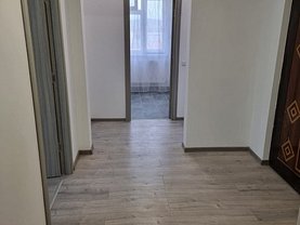 Apartament de vânzare 3 camere în Piatra-Neamt, Darmanesti