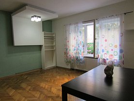 Garsonieră de închiriat, în Braşov, zona Centrul Istoric