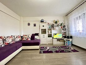 Apartament de vânzare 2 camere, în Braşov, zona Tractorul