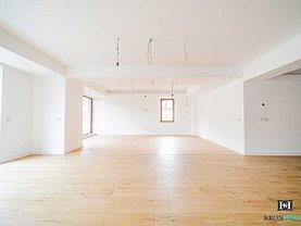 Apartament de vânzare 3 camere, în Braşov, zona Schei
