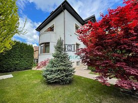 Casa de închiriat 3 camere, în Braşov, zona Central