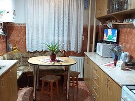 Apartament de vânzare 2 camere, în Targu Mures, zona Balcescu
