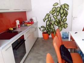 Casa de închiriat 5 camere, în Bucuresti, zona Vitan Mall