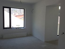 Casa de vânzare 7 camere, în Bucuresti, zona Alba Iulia