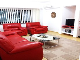 Apartament de închiriat 3 camere, în Bucuresti, zona Unirii