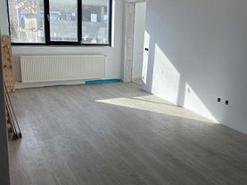 Apartament de vânzare 3 camere, în Bucuresti, zona Prelungirea Ghencea