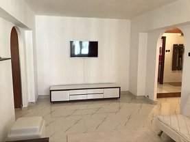 Apartament de vânzare 2 camere, în Bucureşti, zona Titan
