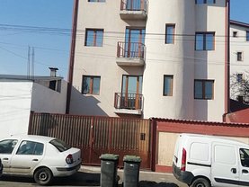 Casa de vânzare 12 camere, în Bucureşti, zona Colentina