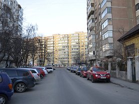 Vânzare teren investiţii
