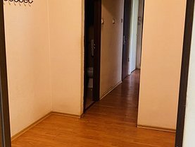Apartament de vânzare 3 camere, în Bucureşti, zona Dristor