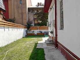 Casa de vânzare 3 camere, în Bucuresti, zona Vatra Luminoasa