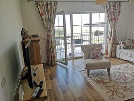 Apartament de vânzare 3 camere, în Dumbrăviţa