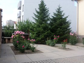 Casa de vânzare 9 camere, în Bucuresti, zona Salajan