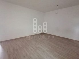 Casa de închiriat 5 camere, în Sibiu, zona Trei Stejari