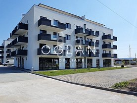 Vânzare spaţiu comercial