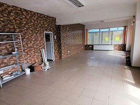 Vânzare spaţiu comercial