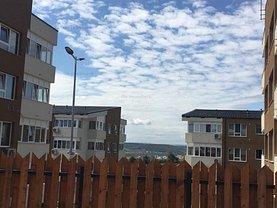 Apartament de vânzare 3 camere, în Iasi, zona Pacurari