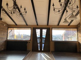 Casa 3 camere în Breazu