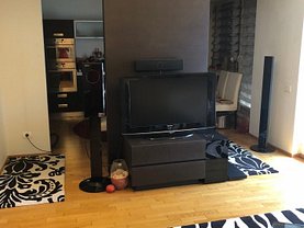Apartament de vânzare 3 camere în Bucuresti, Herastrau