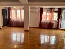 Apartament de vânzare 3 camere, în Bucureşti, zona Herăstrău