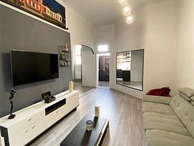 Apartament de închiriat 3 camere, în Cluj-Napoca, zona Central