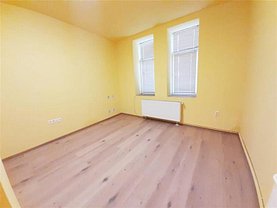 Casa de închiriat 3 camere, în Cluj-Napoca, zona Central