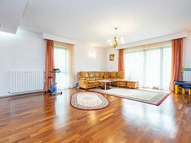 Apartament de vânzare 3 camere, în Bucuresti, zona Pipera