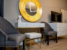 Apartament de vanzare sau de inchiriat 3 camere, în Bucuresti, zona Herastrau