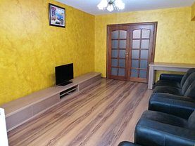Apartament de vânzare 3 camere, în Bucureşti, zona Colentina
