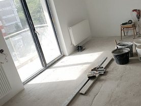 Apartament de vânzare 3 camere, în Bucuresti, zona Antiaeriana