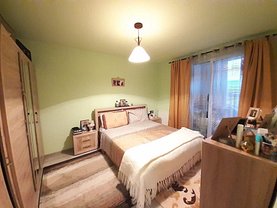 Apartament de vânzare 3 camere, în Floresti