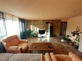 Casa de vânzare 5 camere, în Floresti