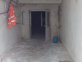 Vânzare spaţiu industrial