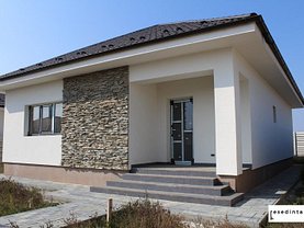 Casa de vânzare 3 camere, în Pantelimon, zona Est