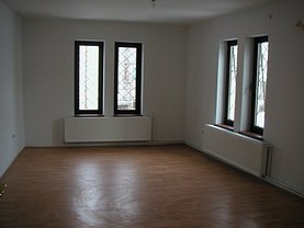 Casa de închiriat 3 camere, în Bucureşti, zona Ştirbei Vodă
