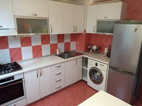 Apartament de vânzare 2 camere, în Bucuresti, zona Titan