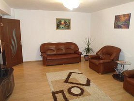 Apartament de închiriat 3 camere, în Ploieşti, zona 9 Mai