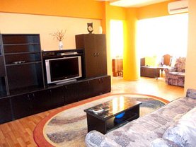 Apartament de închiriat 3 camere, în Ploieşti, zona Republicii
